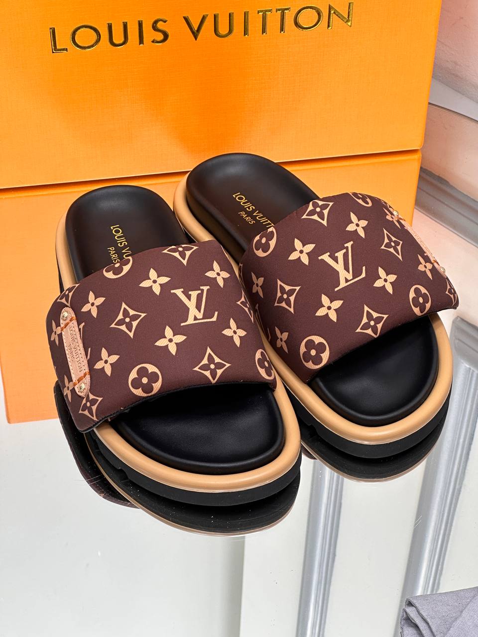 Claquette lv