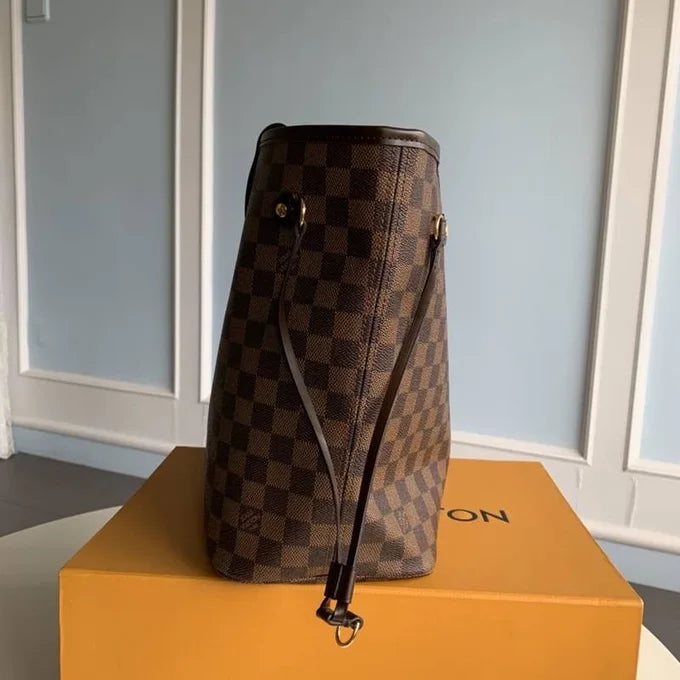 LOUIS VUITTONNeverfull MM Monogram Canvas