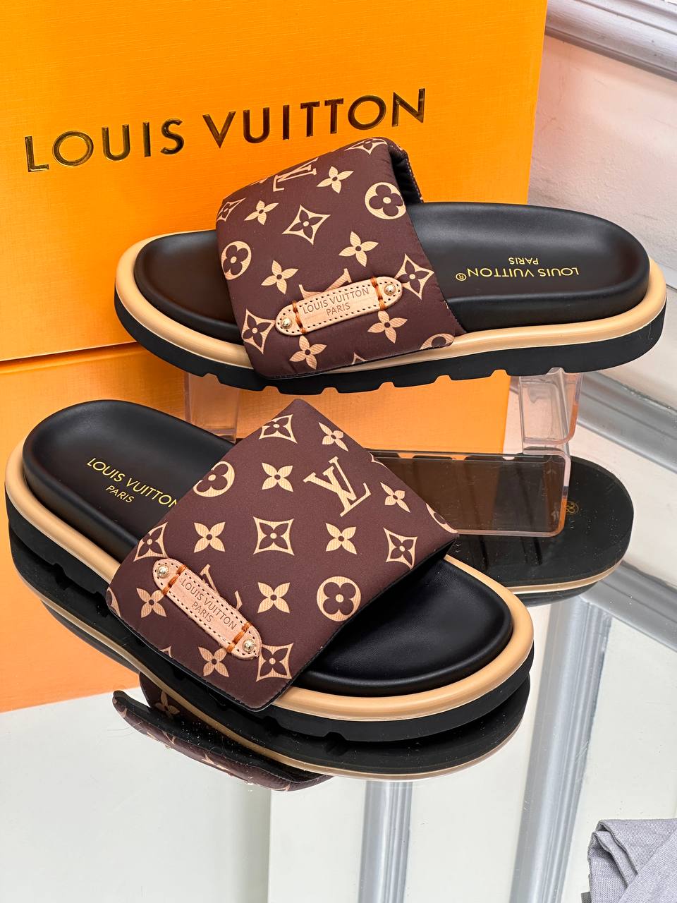 Claquette lv