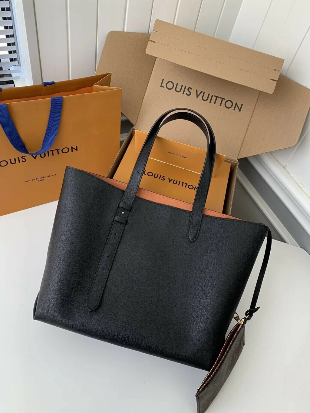 LV handbags colne