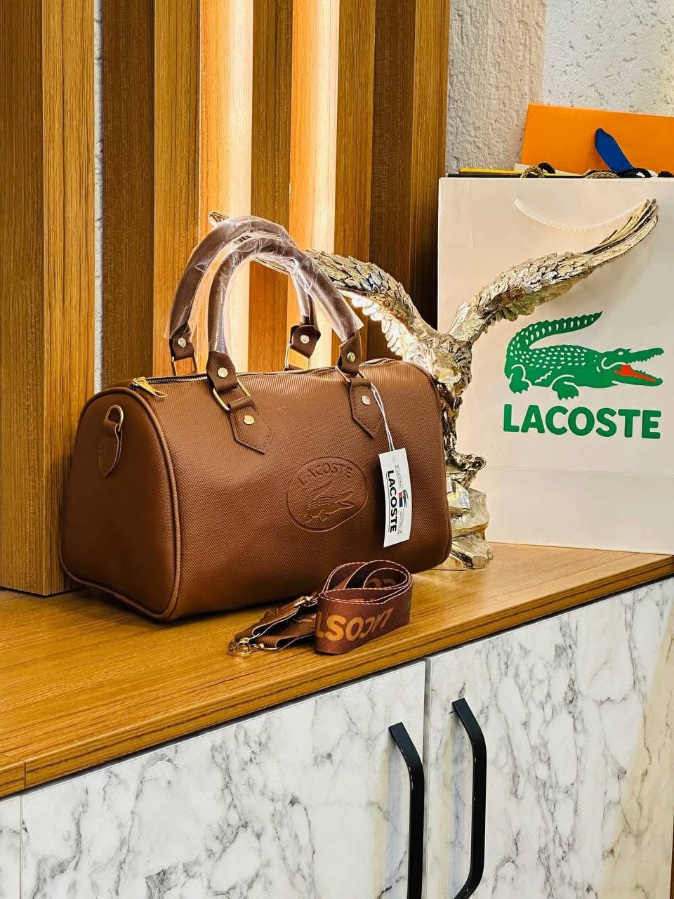 Sac a main lacoste