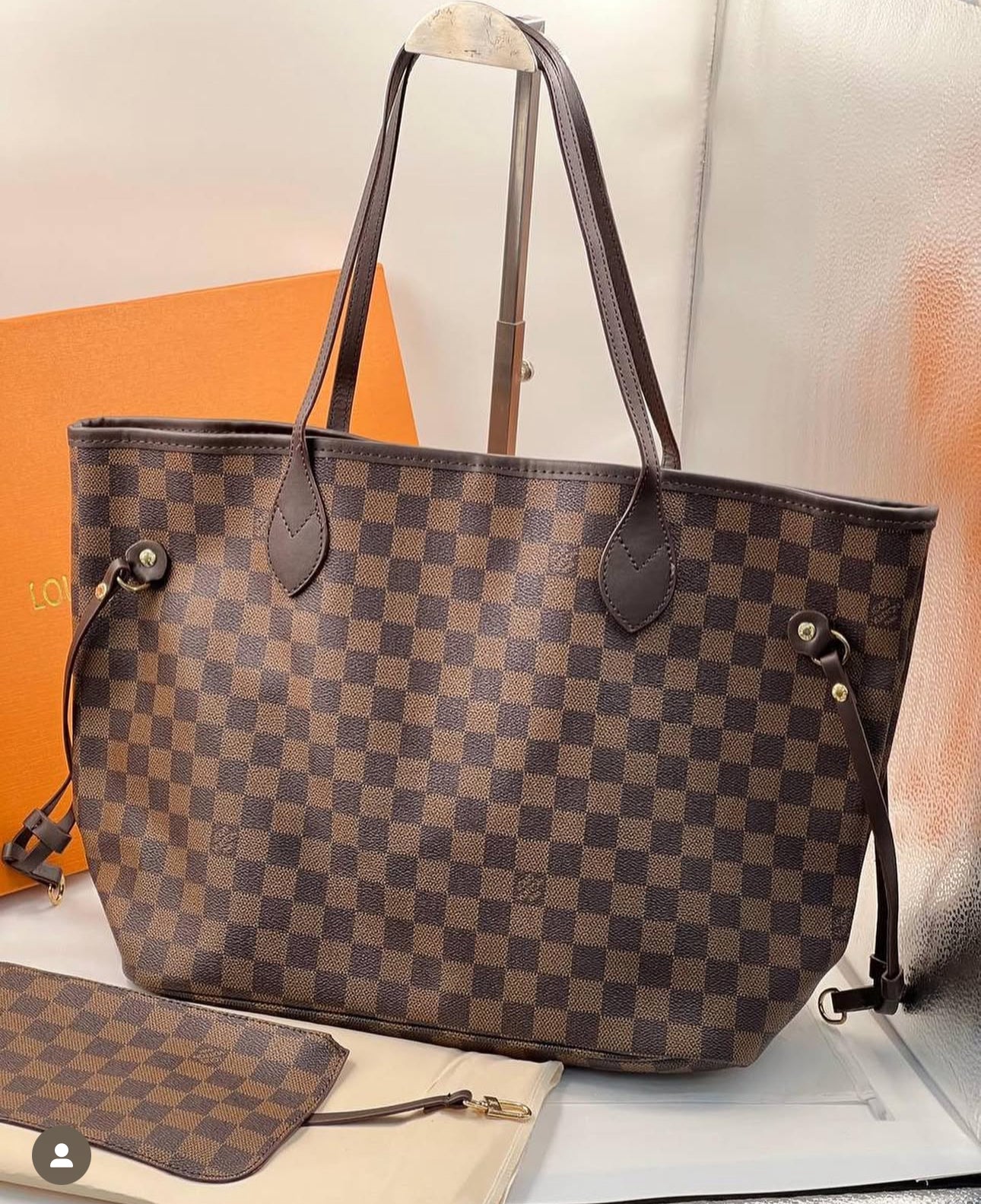 LOUIS VUITTONNeverfull MM Monogram Canvas