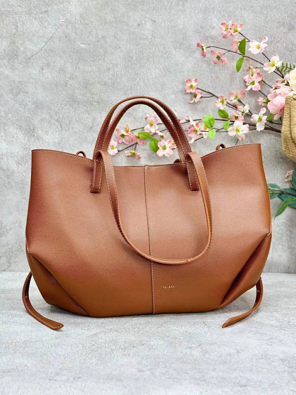 PolènePolène Leather Cyme Tote Bag CAMEL