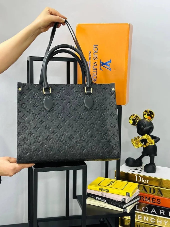 Louis Vuitton OnTheGo MM